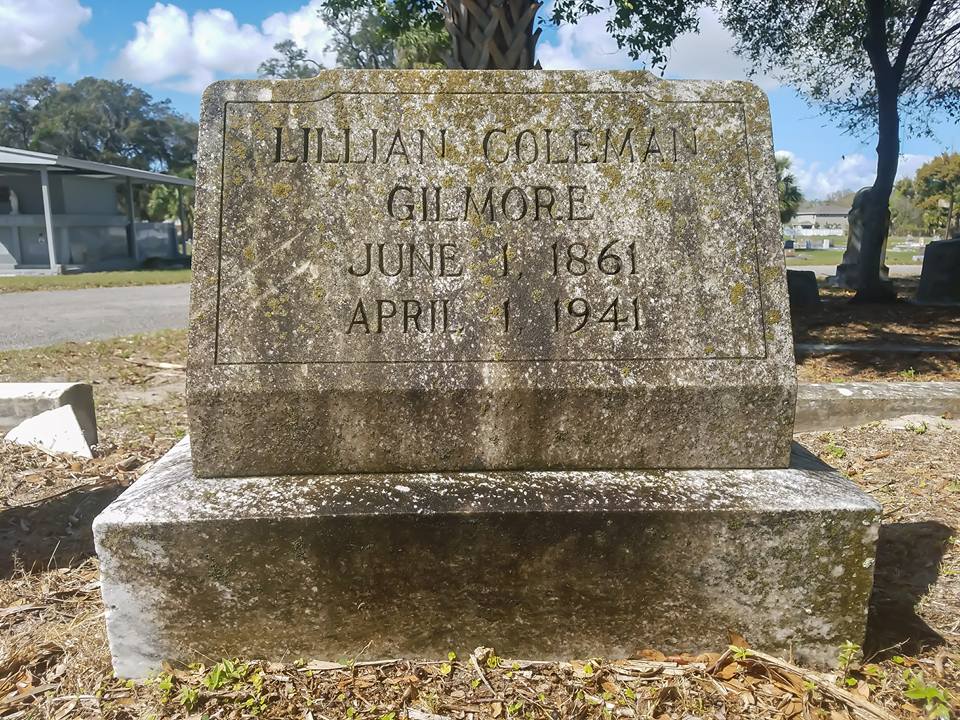 Lillian Gilmore tombstone - before Lillian Gilmore tombstone - before